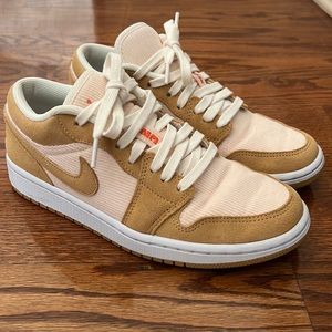 Jordan Women's Sneakers in Tan and Cream